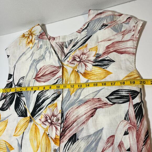 C&C California 100% Linen Blouse Floral Top White Size Small Button Up Hawaiian - Picture 5 of 6